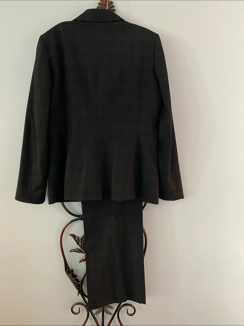 Alex Marie Brown Plaid Women's Blazer and Pant suit - Picture 2 of 5